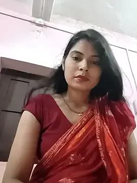 petiteluluxx – webcam model profile photo Image 14