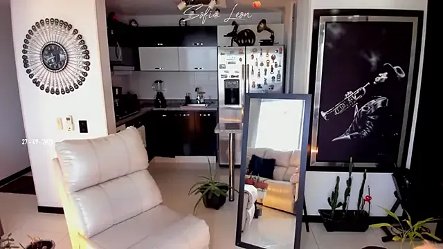 miko_nyan – webcam model profile photo Image 19