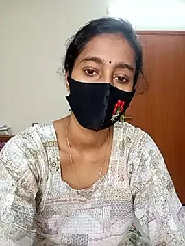 L_Sofia – webcam model profile photo Image 11