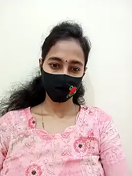 L_Sofia – webcam model profile photo Image 13