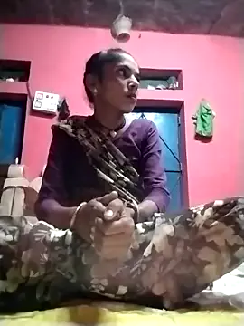 Crystallana – webcam model profile photo Image 2