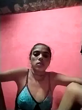 Crystallana – webcam model profile photo Image 4