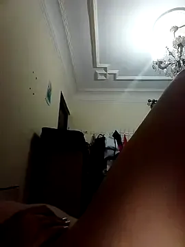 Vladamais – webcam model profile photo Image 11