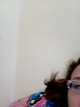 Vladamais – webcam model profile photo Image 14