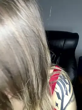 Aurora_-77 – webcam model profile photo Image 15