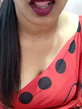 lilylustxoxo – webcam model profile photo Image 12