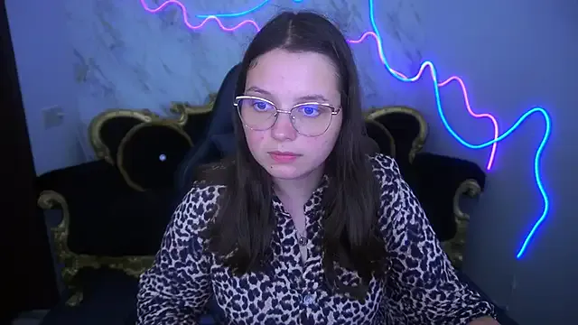 LiliMorganxxx – webcam model profile photo Image 15