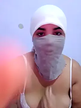 krissone – webcam model profile photo Image 15