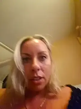 ceceliapidcock – webcam model profile photo Image 12