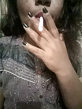 V-Hot-Sweti – webcam model profile photo Image 7