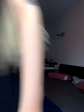 Garima_G – webcam model profile photo Image 4