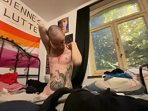 eric_poston – webcam model profile photo Image 10