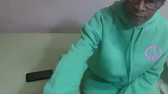 ceceliapidcock – webcam model profile photo Image 17