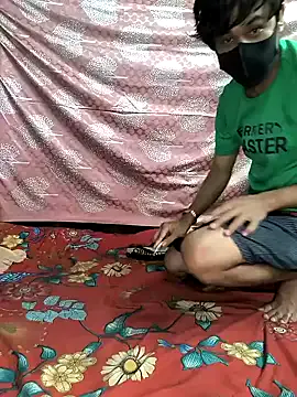 queen_kitty1818 – webcam model profile photo Image 9