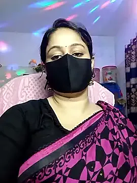 Sugarlina – webcam model profile photo Image 8