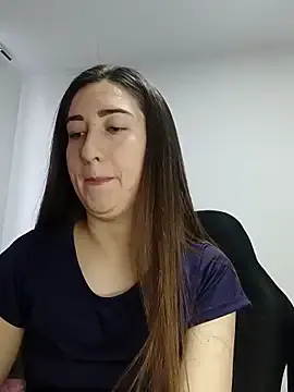 alana15 – webcam model profile photo Image 10