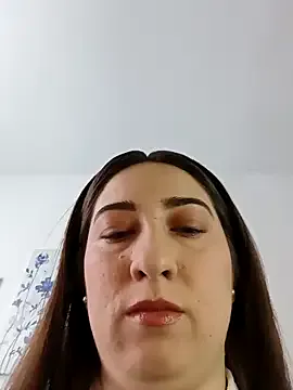 alana15 – webcam model profile photo Image 19