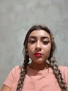 DestinyTurner – webcam model profile photo Image 14