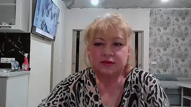 Miamix2 – webcam model profile photo Image 5