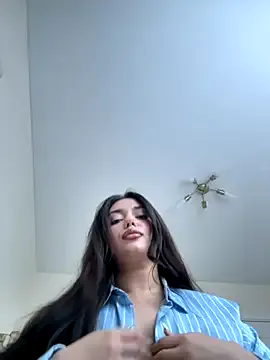 Yui-Ch06 – webcam model profile photo Image 14