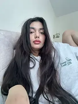 Yui-Ch06 – webcam model profile photo Image 5