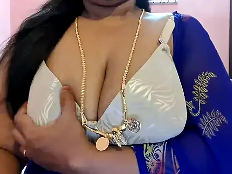 _milani_ – webcam model profile photo Image 8