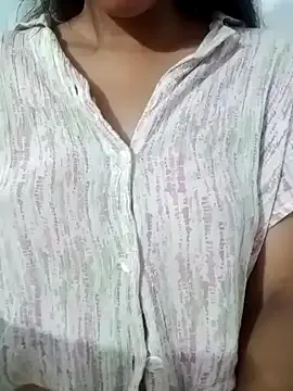 charlotte_stevenss_ – webcam model profile photo Image 3