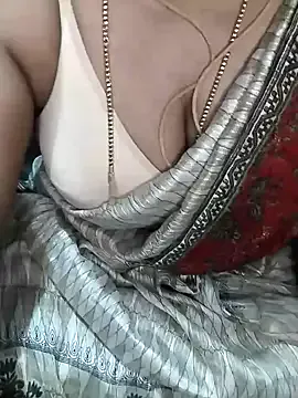 Sophie_Avory – webcam model profile photo Image 3