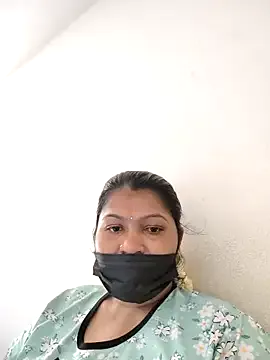 BrownieyQueen – webcam model profile photo Image 5