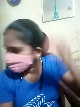 _Abril-Office1 – webcam model profile photo Image 2