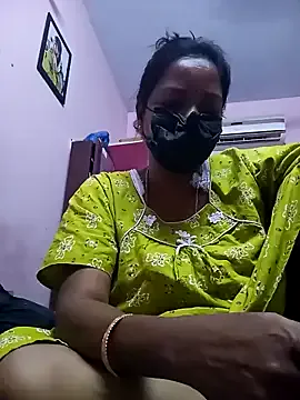 Tamil_sreelekha Image 4