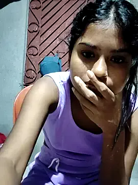 Sexysilva24 – webcam model profile photo Image 6