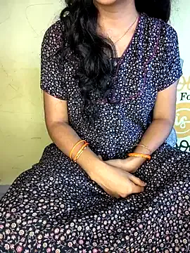 Selenaaaaa- – webcam model profile photo Image 4