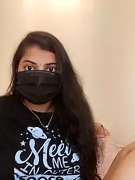 Camwithchlox – webcam model profile photo Image 4