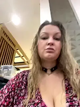 Sexy-Milla – webcam model profile photo Image 12