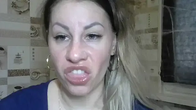 LittleMix_ – webcam model profile photo Image 7