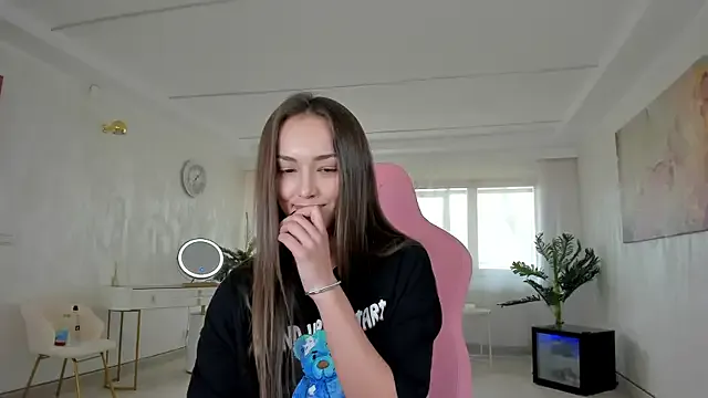 TiffanyHouston_'s Thumb Image