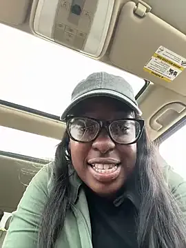 isisxoxx – webcam model profile photo Image 2