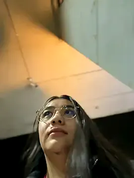 royalgirls_x – webcam model profile photo Image 5