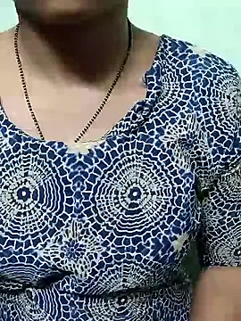 Alirawrz – webcam model profile photo Image 19
