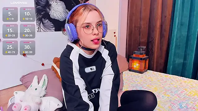 andra_rose – webcam model profile photo Image 14