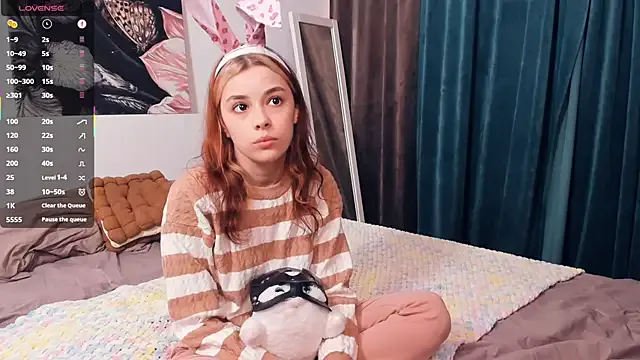 andra_rose – webcam model profile photo Image 17