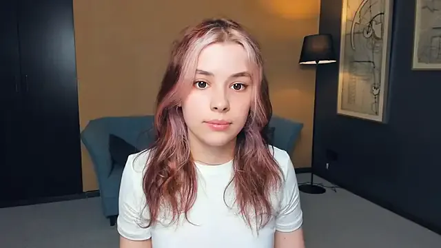 andra_rose – webcam model profile photo Image 2