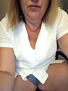 havastia – webcam model profile photo Image 5