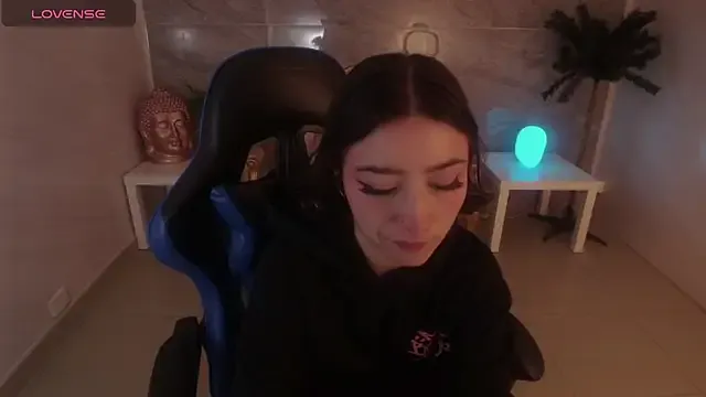 blue-berry07 – webcam model profile photo Image 16