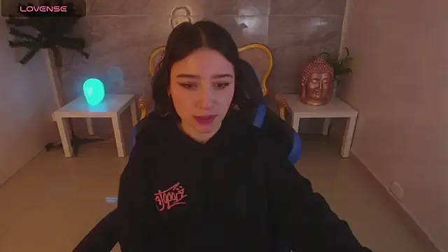 blue-berry07 – webcam model profile photo Image 8