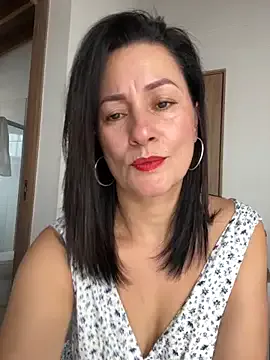 Miss_chiks – webcam model profile photo Image 19