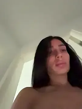 victoria__rossi – webcam model profile photo Image 11