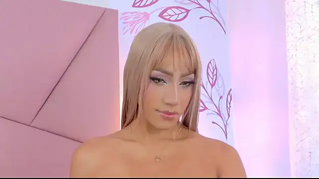 yourownermayla – webcam model profile photo Image 16