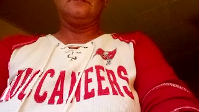 littlebitchesss – webcam model profile photo Image 12